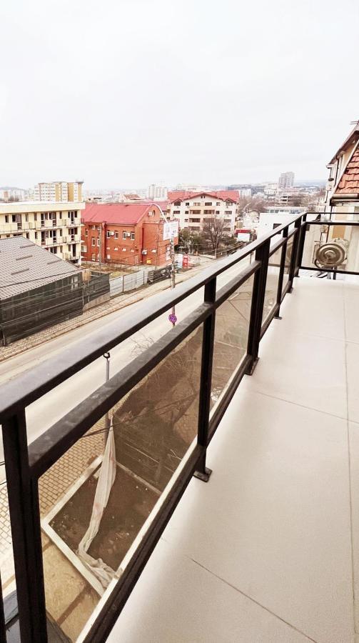 Cubrio Apartments Ясси Екстер'єр фото
