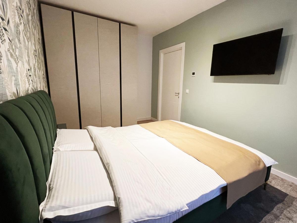 Cubrio Apartments Ясси Екстер'єр фото