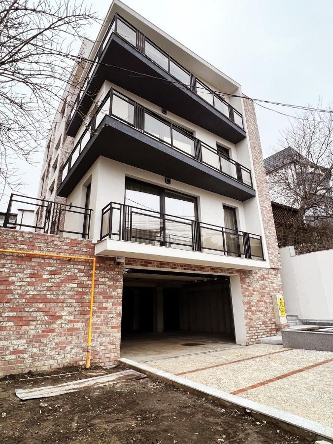 Cubrio Apartments Ясси Екстер'єр фото
